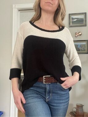 Reitmans Black & White Colorblock Knit Sweater